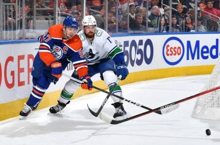 34242192_web1_231012-CPW-Moj-column-potpourri-mcdavid_1