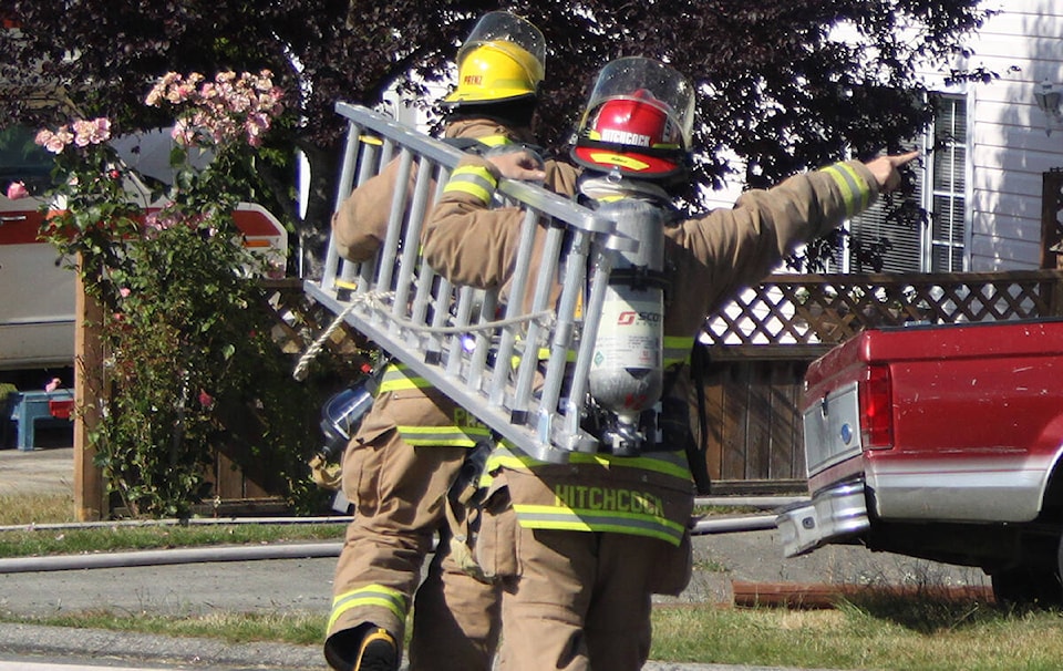 34279332_web1_231026-CCI-Firefighters-union-North-Cowichan_1