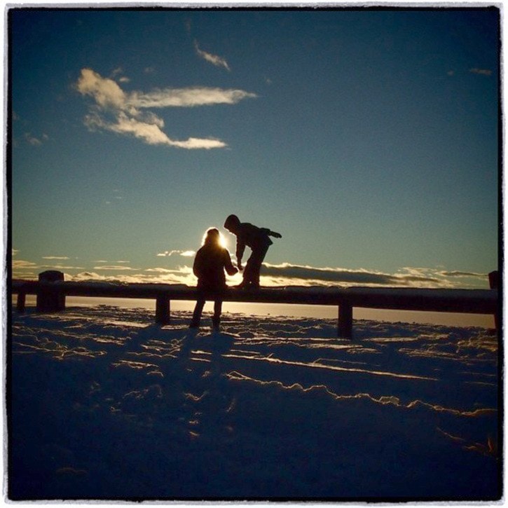 Suzanne and Lucas on Stuart Lake #fortstjames
@jeanjacquesbaillout