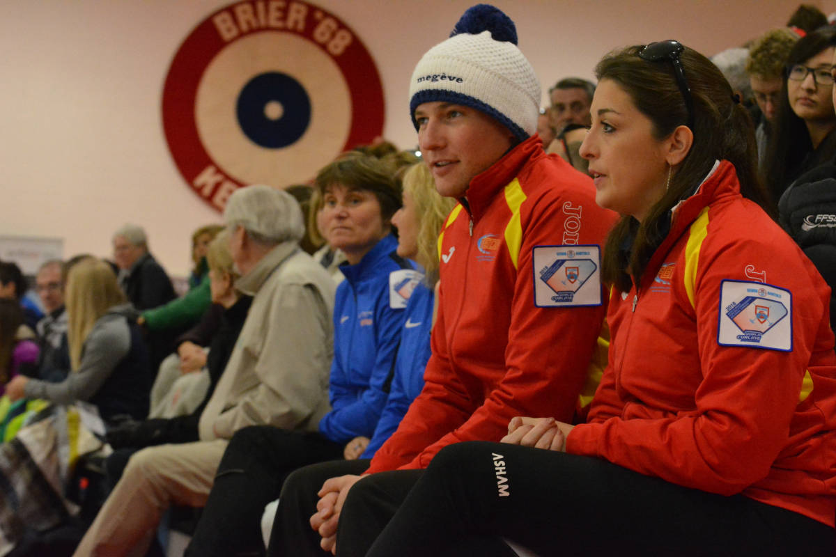 14054550_web1_181020-KCN-team-canada-curling_3