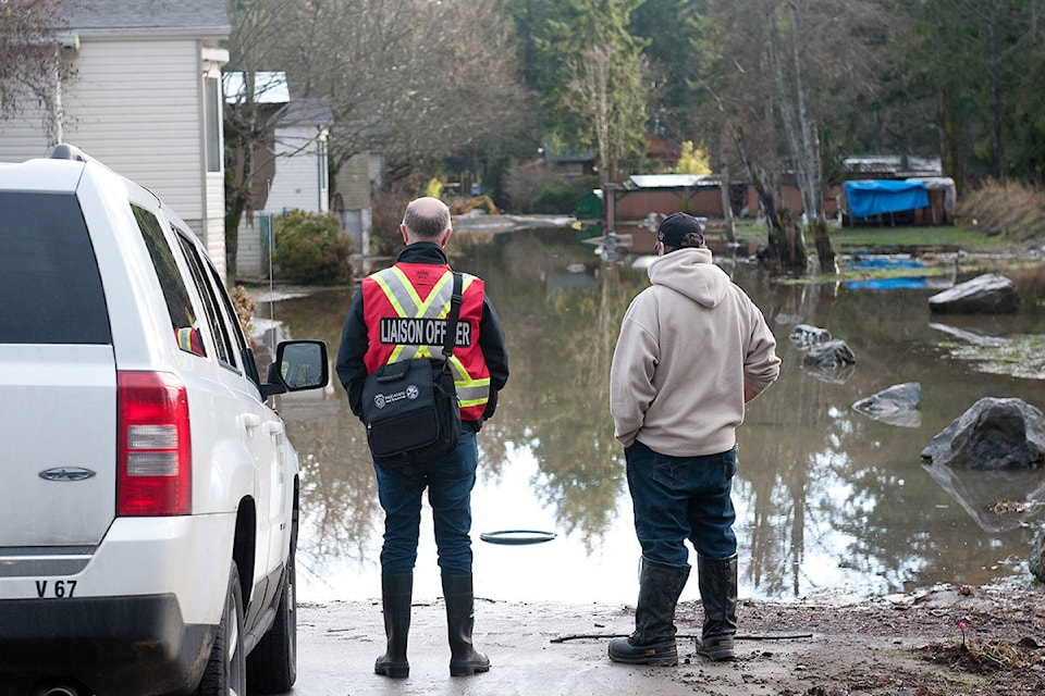 24879209_web1_floodingriskriseseverywhere-allkc-210330-flood_1