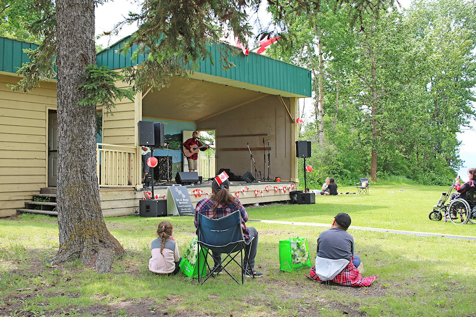 There was music, activity booths, food, artisan pop-ups at Cottonwood Park. (Aman Parhar/Caledonia Courier)
