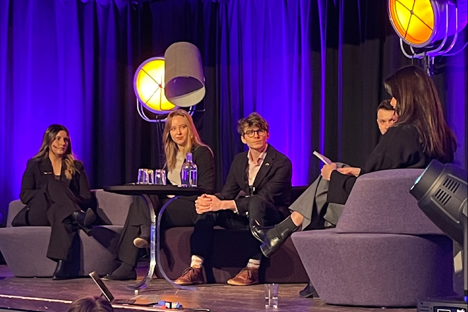 Next Generation Seafood Alliance announcing the launch of an international young
professionals network at the YoungFish Conference. From left to right, Michelle Franze
(YSFBC), Janicke Eckhoff (NGSA), Andrew Richardson (YAS), Mads Aarvik
(YoungFish), and Marte Hagen Røe (YoungFish and panel moderator).