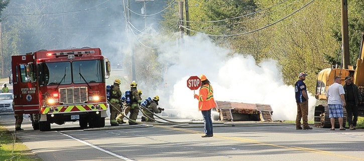 34128campbellriverflatdeckfire