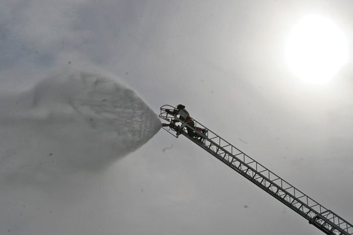 56566campbellriverfirefighter-sspray