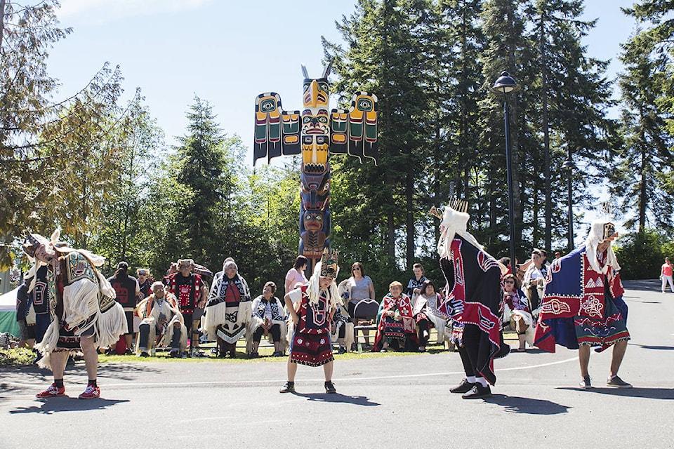 web1_copy_170524-CRM-totem-pole-ceremony_1