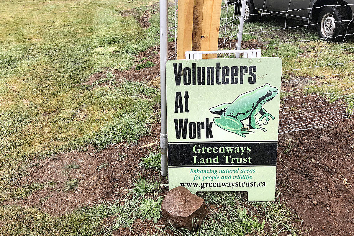 16854007_web1_190517-CRM-Greenways-volunteer-sign
