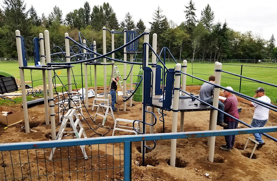 18000979_web1_Penfield-Playground-Replacement