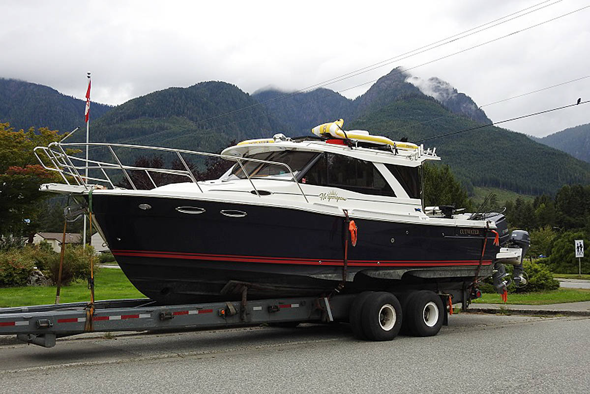 30-foot boat, gear and 'significant' amount of fish seized in Gold River  after DFO/RCMP investigation - Campbell River Mirror