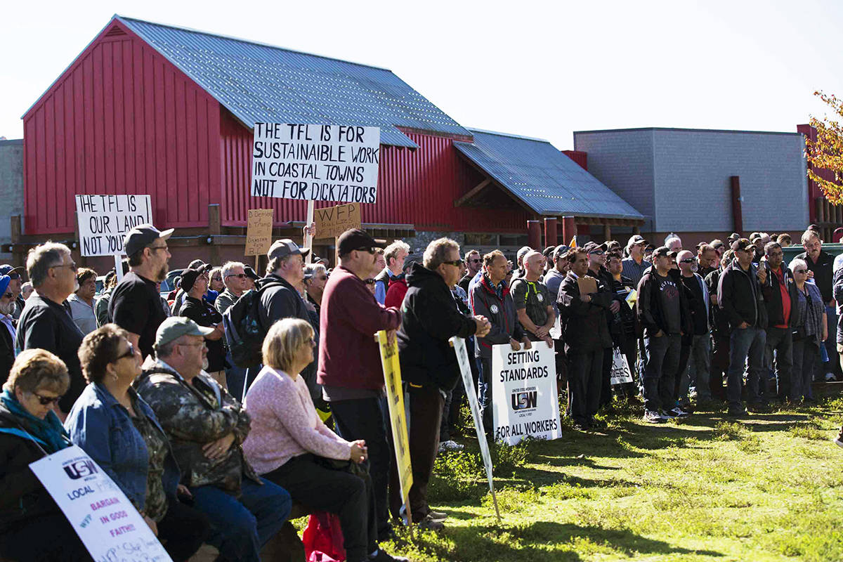 Striking loggers receive support at Campbell River rally Campbell River Mirror