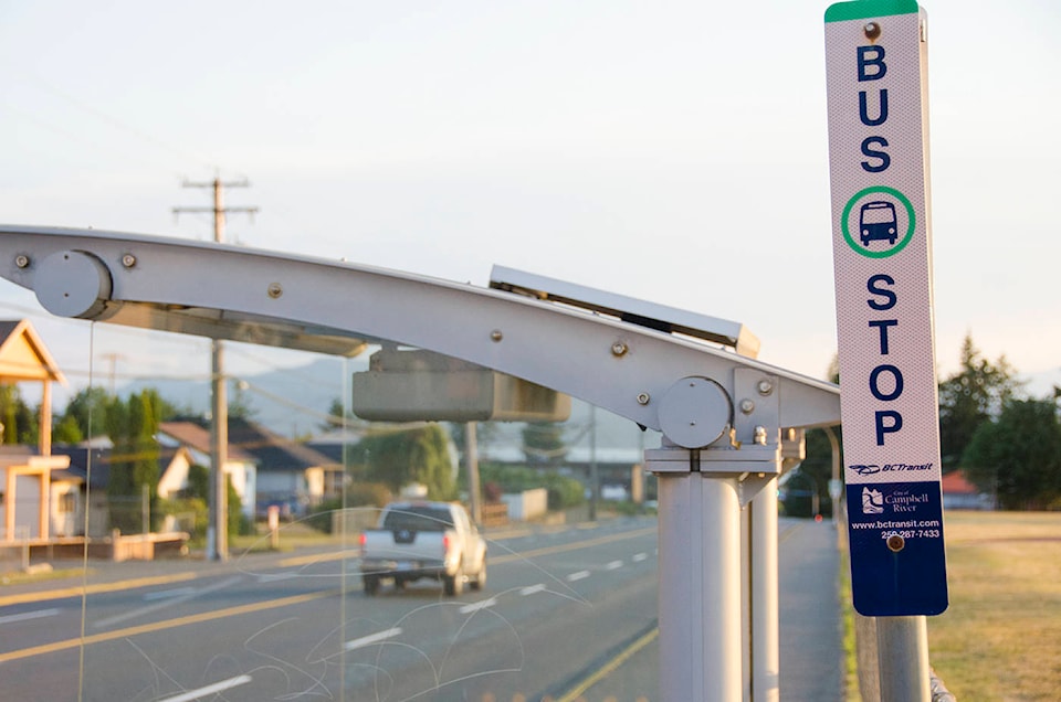 19875468_web1_CR-Bus-Stop