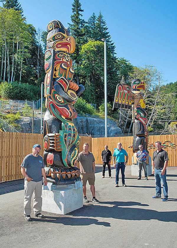 22326338_web1_200804-CRM-Canyonview-Trail-totems-BCHYDRO_2
