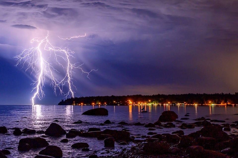 An amazing photo by Jeff Westnedge, taken from the Brant Wildlife Observation Deck just past the Shady Rest. (Jeff Westnedge photo)