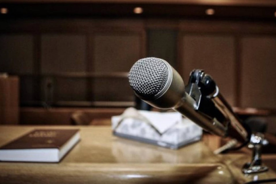 23214501_web1_190507-BPD-M-court-microphone