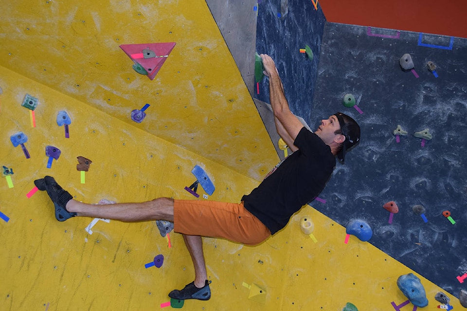 26239864_web1_210823-CRM-RO-climbinggym1