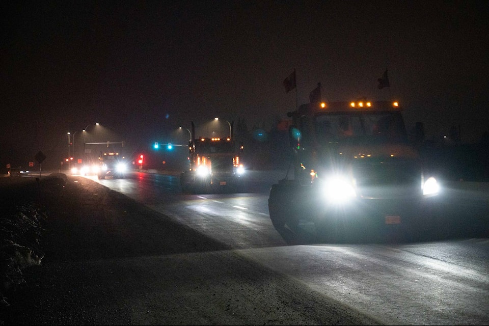 A convoy of vehicles leaves Campbell River on the morning of Jan .29, headed to Victoria to participate in Vancouver Island’s version of the ‘Freedom Rally’. Photo by Sean Feagan / Campbell River Mirror