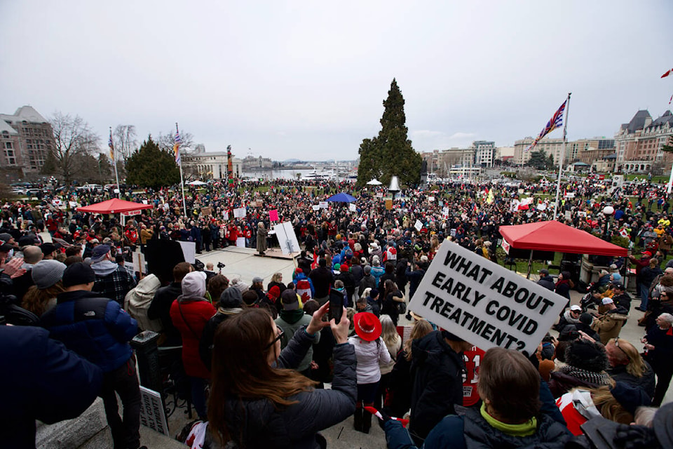 Thousands filled the grounds of the B.C. Legislature Saturday afternoon for a demonstration against pandemic-related mandates in front of the B.C. Legislature. (Justin Samanski-Langille/News Staff)