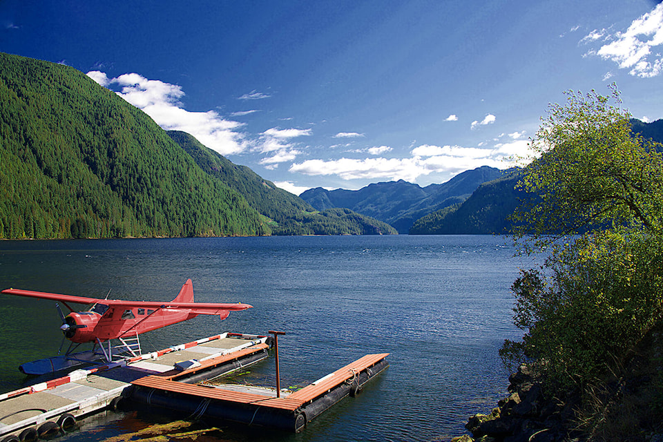 28221036_web1_220218-WCT-GoldRiverWaterfront_1