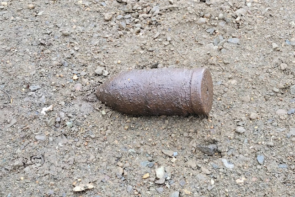 28796954_web1_220413-CRM-unexploded-shell1