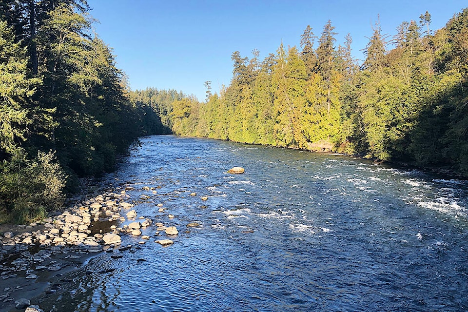 BC Hydro increases water flow down elk Falls Canyon to assist