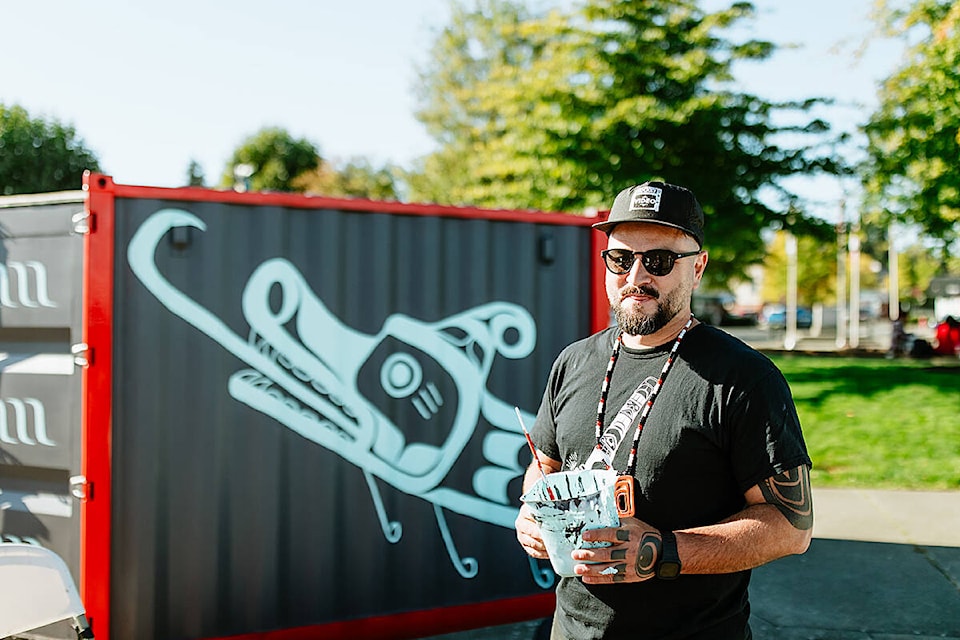 30740880_web1_copy_221018-CRM-Sea-Can-mural-unveiled-HANUSECORLETT_2