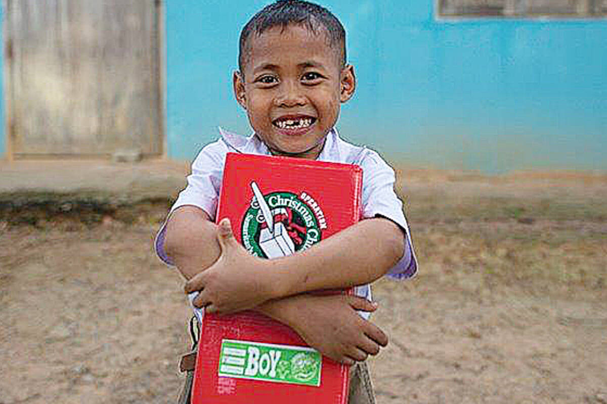 Operation christmas child 2025 opening boxes