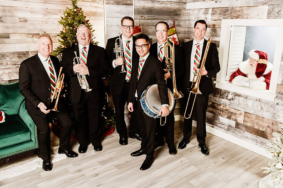 31036836_web1_221116-CRM-Festive-Brass-FESTIVEBRASS_1