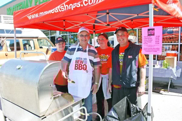74432castlegarmandmmeatbbqcrohns