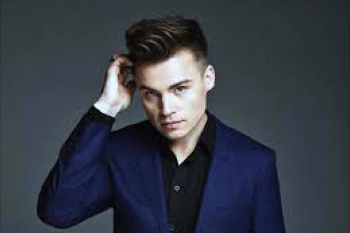 9824504_web1_171221-CAN-M-ShawnHook