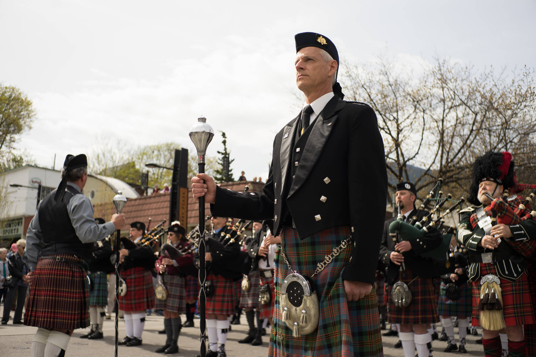 16709616_web1_190209-KWS-PIPEBAND-23