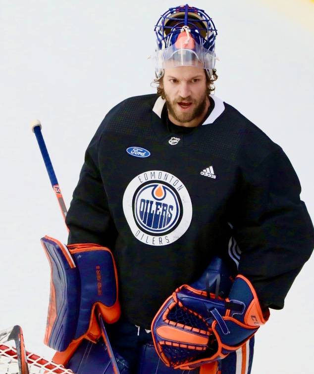 20401744_web1_200206-CAN-Oilers-MoreOilers_3