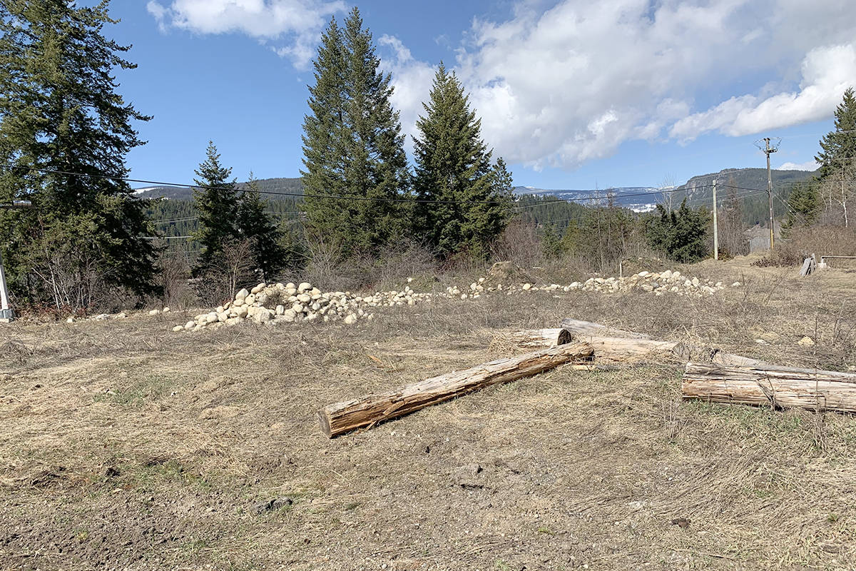 Developer asks for zoning change to build eight housing units in