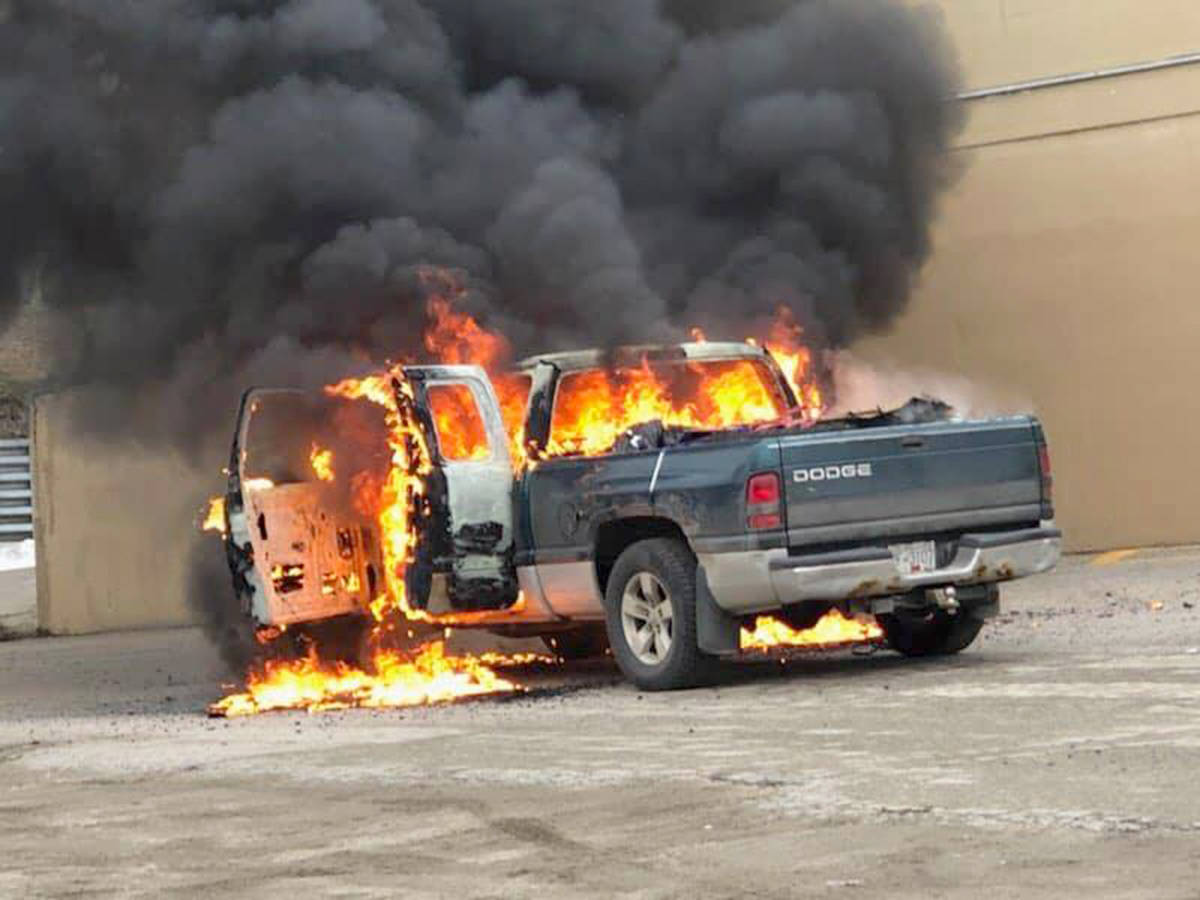 23620822_web1_copy_201217-CAN-truck-fire_1