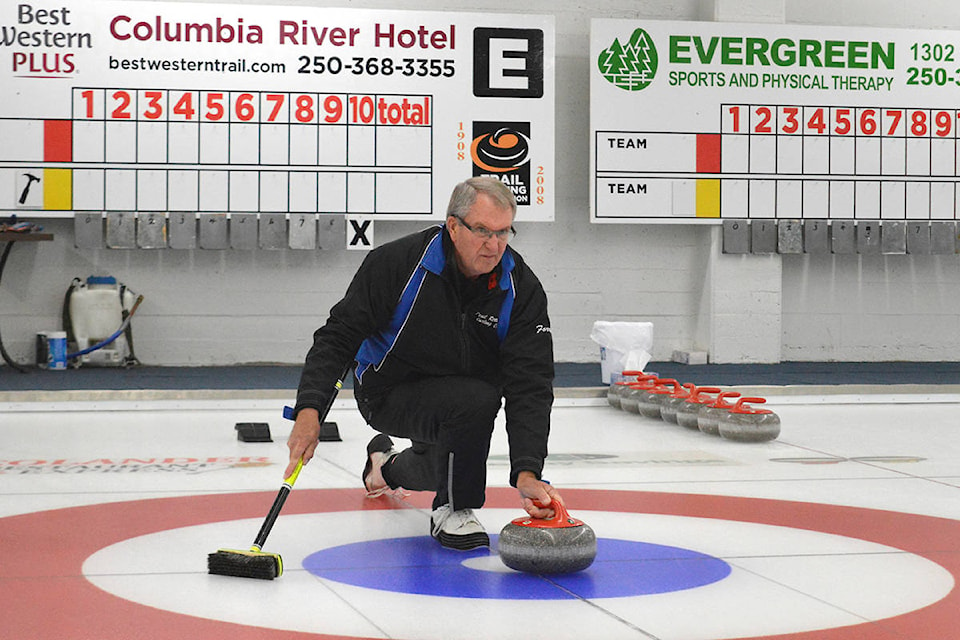 23945869_web1_210121-TDT-Trail-curling-can_1