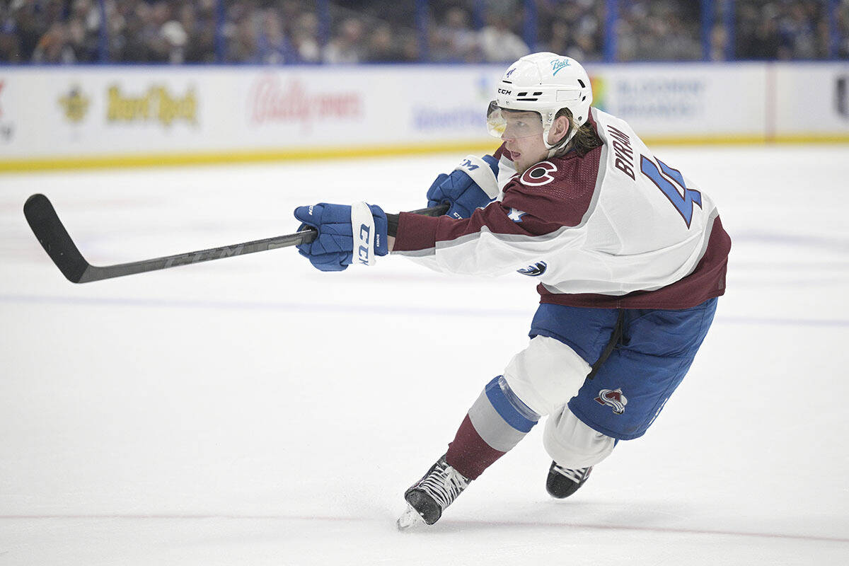 MacKinnon shines in clinching win, helps Avs win Stanley Cup