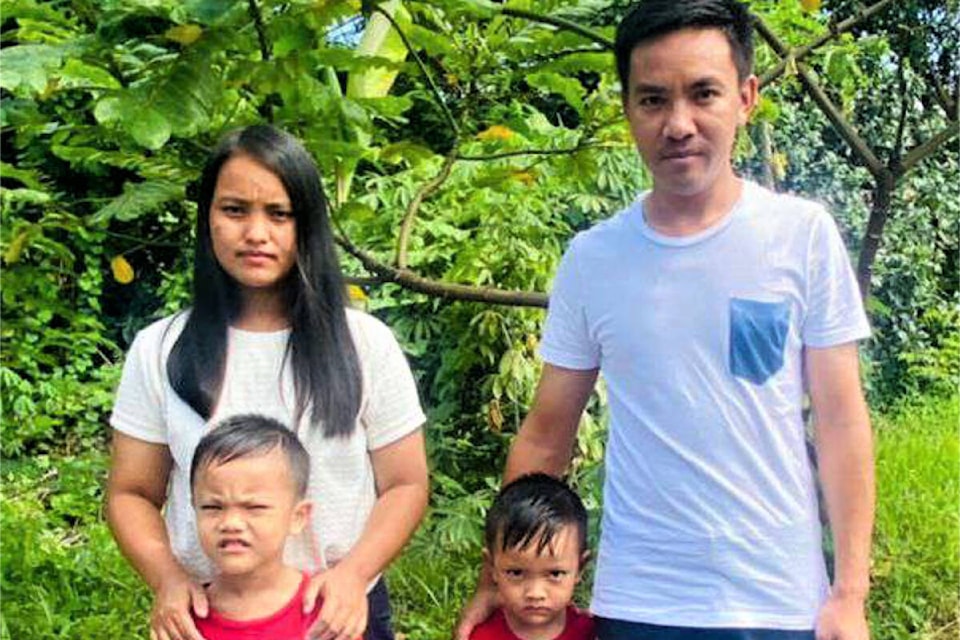 30368985_web1_220915-CAN-refugee-project-myanmar_1