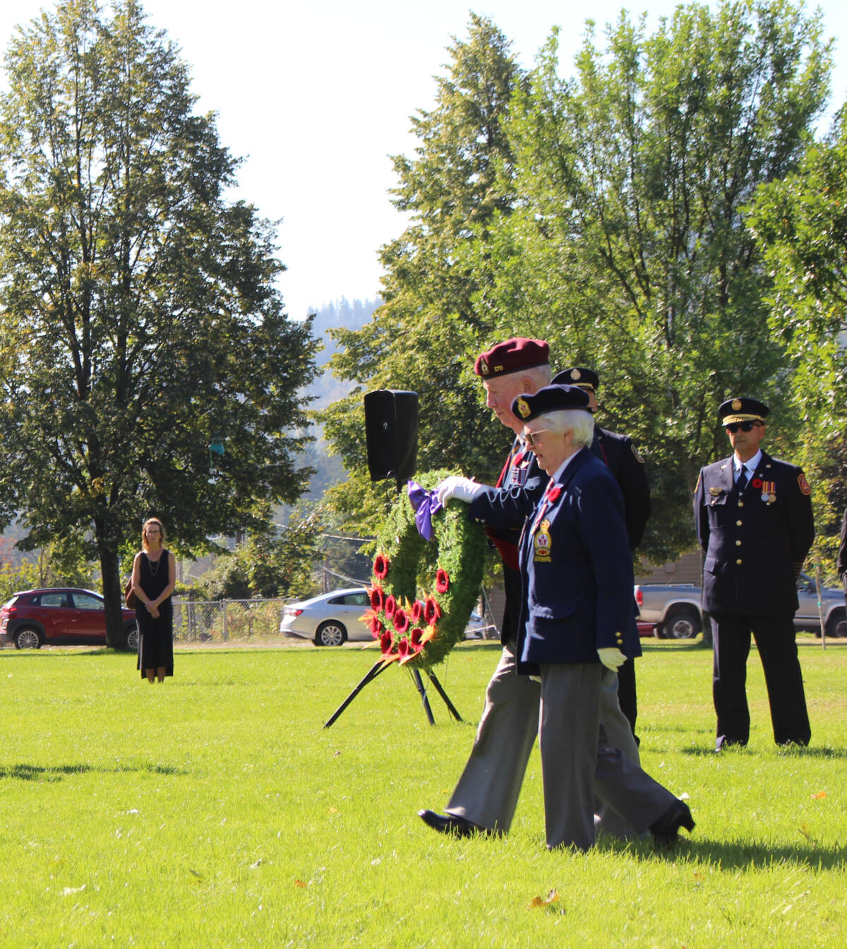 30442162_web1_220922-CANqueen-memorial_4