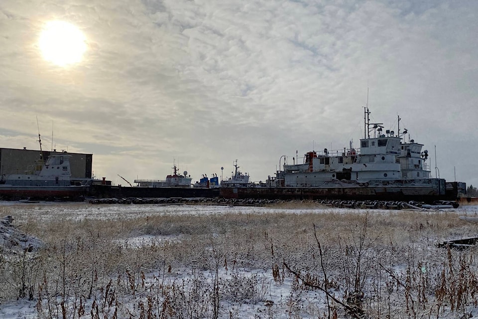 30933523_web1_221107-CPW-resilient-HayRiver-flood_1