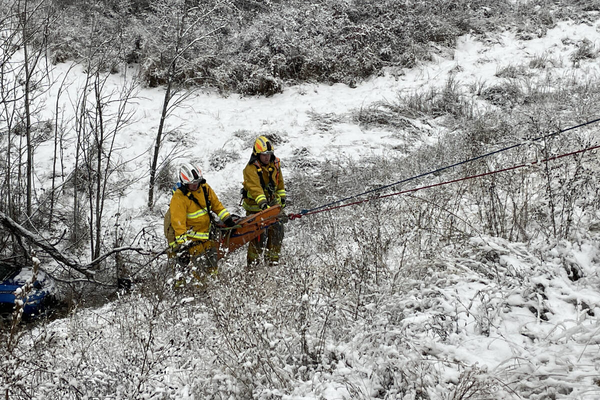 31100217_web1_221201-CAN-roll-over-castlegar_1