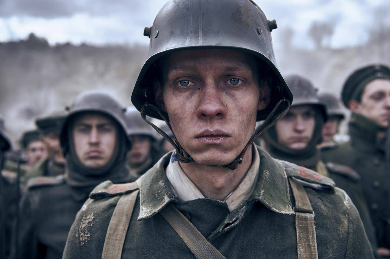 Inglourious basterds hotsell watch online