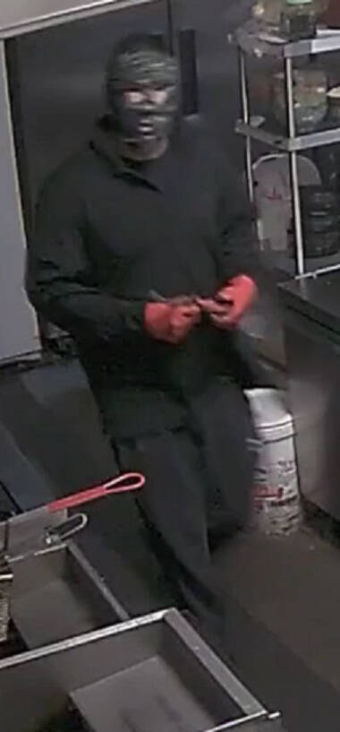 33689799_web1_230831-CAN-suspect_2