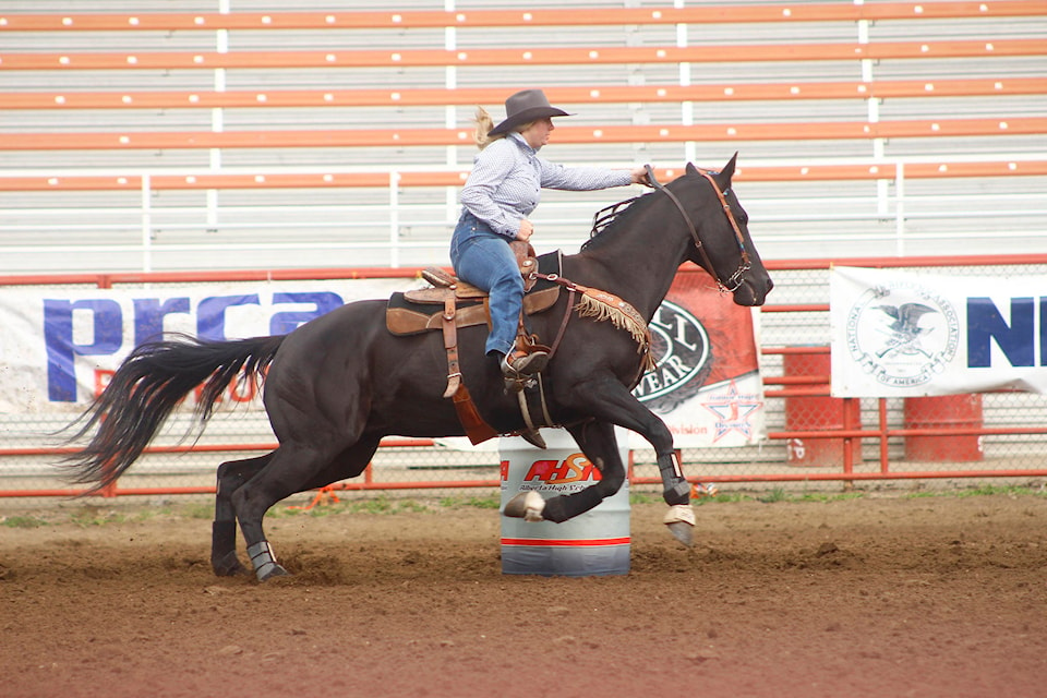 Kennedy Cheytors had a time of 17.175 in the barrels before taking a five second penalty. Photo by Emily Jaycox