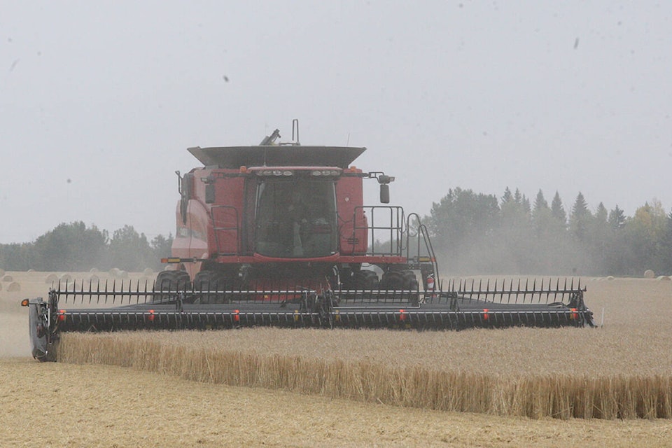 31798841_web1_200423-rda-ponoka-farming-farming_2