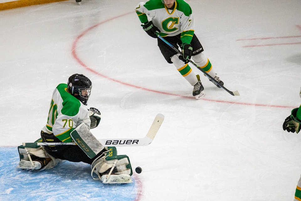 Provost Combines goalie Brandon Deck makes a save in the Beaverdome. (Kevin Sabo/Castor Advance)