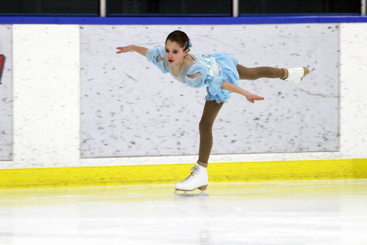 20635717_web1_200227-CHC-Figure-skating-regionals-girls_3