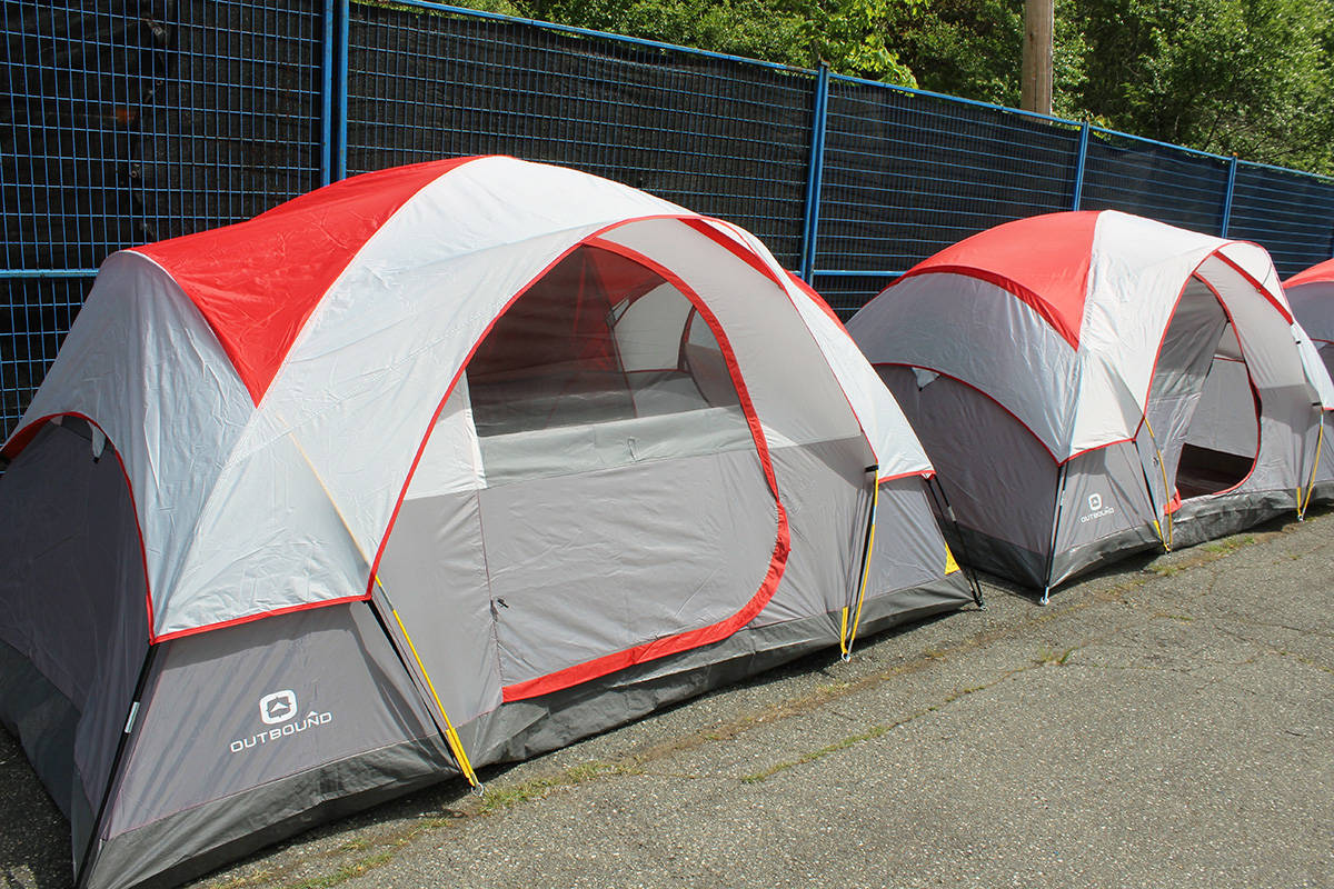21595928_web1_200521-CHC-Fuller-Lake-homeless-tenting-site-ready_3