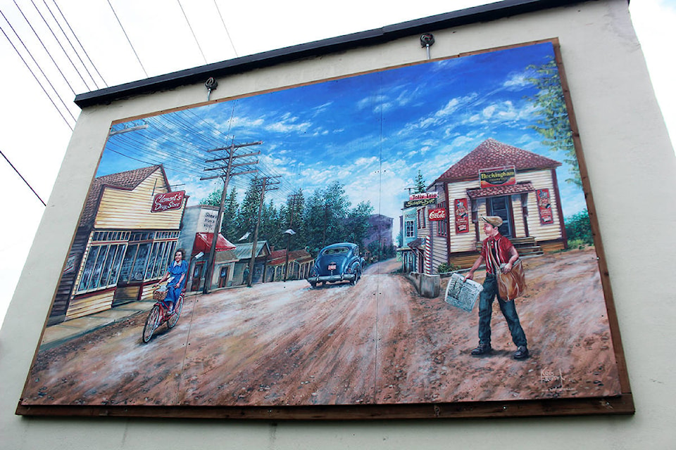 23199613_web1_201105-CHC-New-Chemainus-mural-added_2