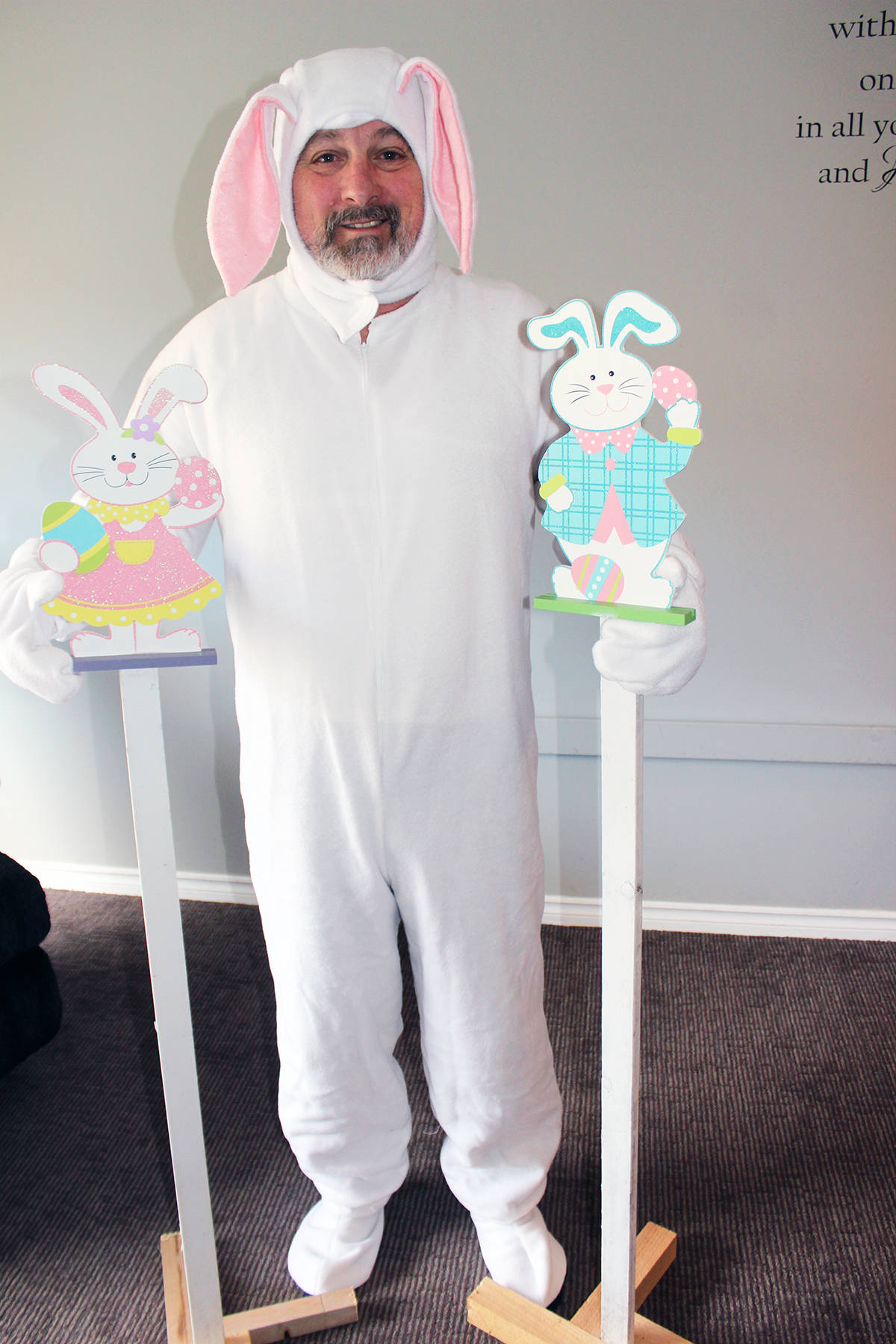 24672122_web1_210401-CHC-Easter-bunny-hop-happening_4
