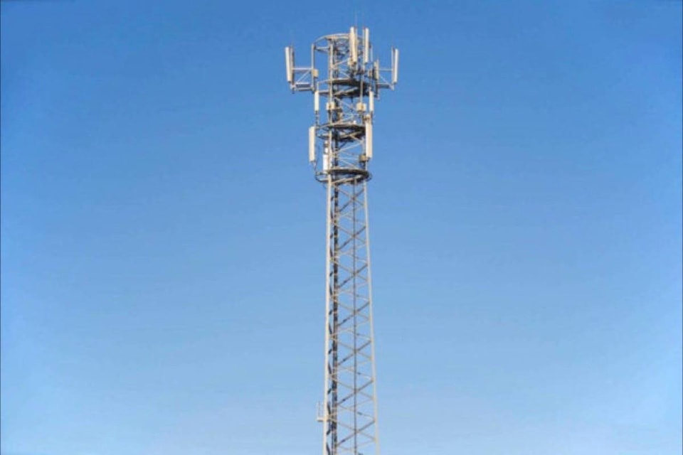 25631063_web1_210624-CCI-Cell-tower-report-Picture_1