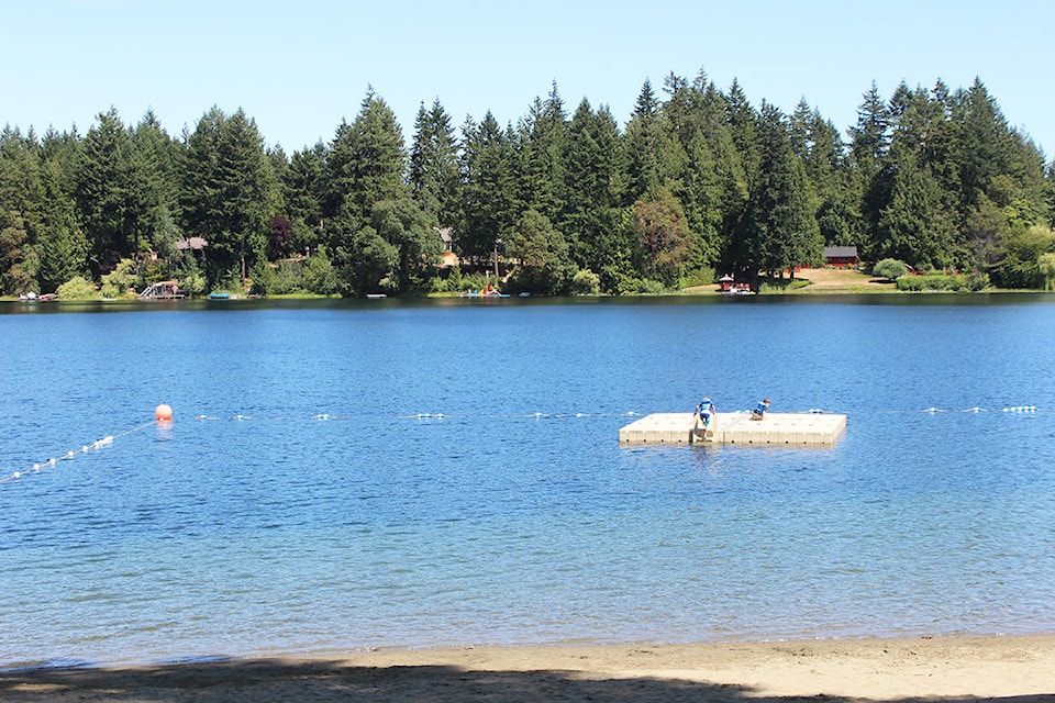 25930615_web1_210729-CHC-Scarce-swimmers-arrive_2